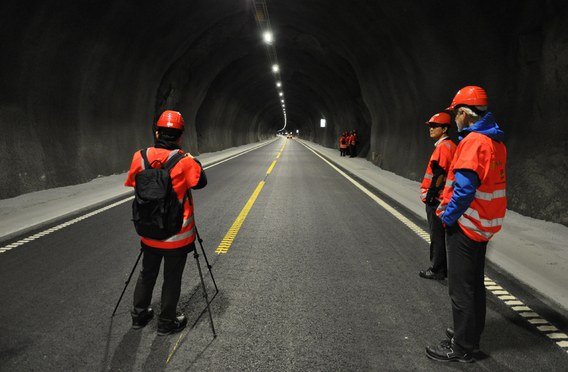 Luminansmåling i tunnel_web.jpg